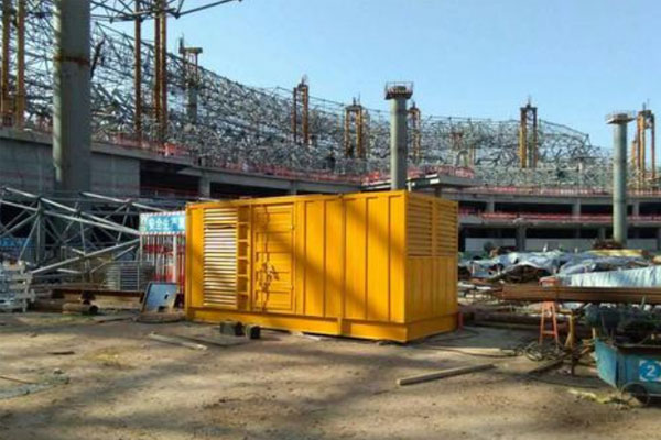惠来发电机出租如何判断空气滤清器是否需要更换？